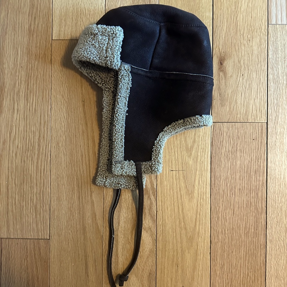 Women’s Burberry Aviator Sheepskin hat